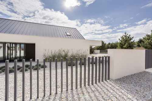 Metallbau Beitz Mainz Geländer Treppen Türen Tore Zäune Glasbau Balkone Überdachungen