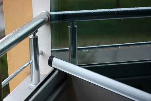 Metallbau Beitz Mainz Geländer Treppen Türen Tore Zäune Glasbau Balkone Überdachungen
